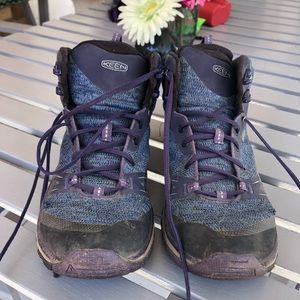 Women’s Keen Hiking boots